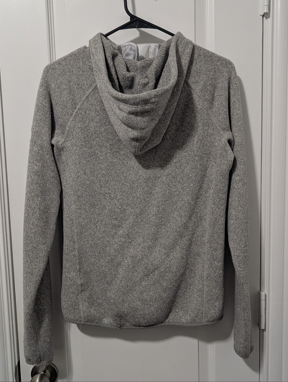 The North Face Women's Light Gray Zip-Up Hooded Fleece Pullover - Picture 7 of 8